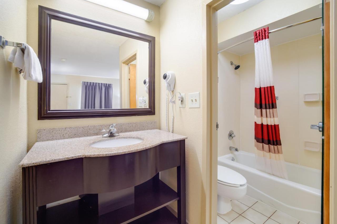 Red Roof Inn Augusta - Washington Road Екстер'єр фото